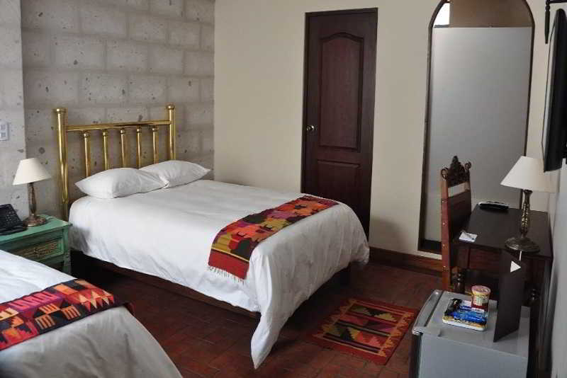 Katari Hotel At Plaza De Armas อาเรกิปา ภายนอก รูปภาพ