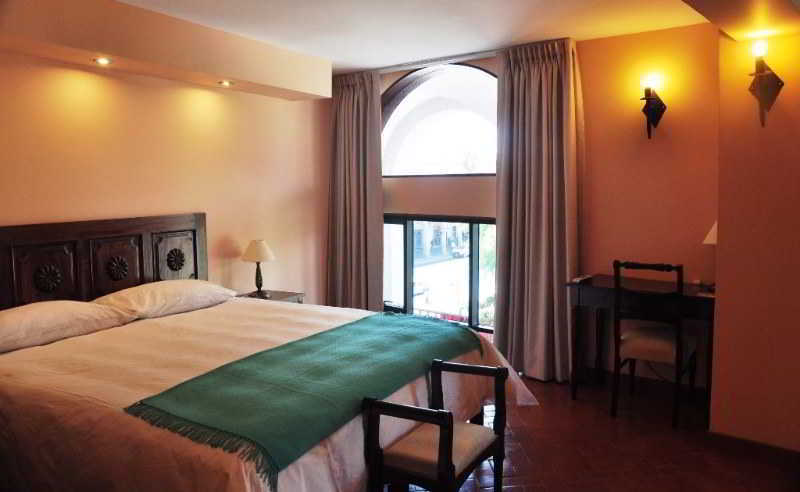 Katari Hotel At Plaza De Armas อาเรกิปา ภายนอก รูปภาพ