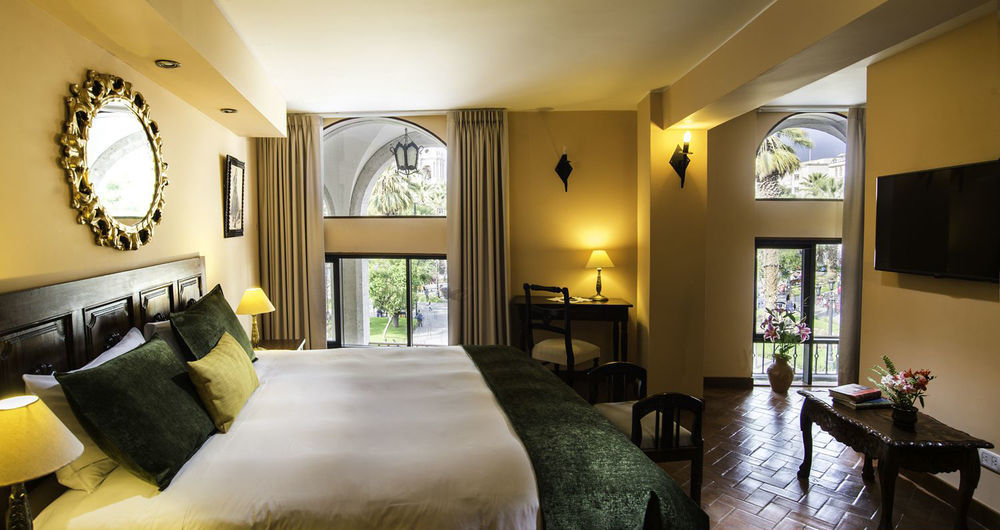 Katari Hotel At Plaza De Armas อาเรกิปา ภายนอก รูปภาพ